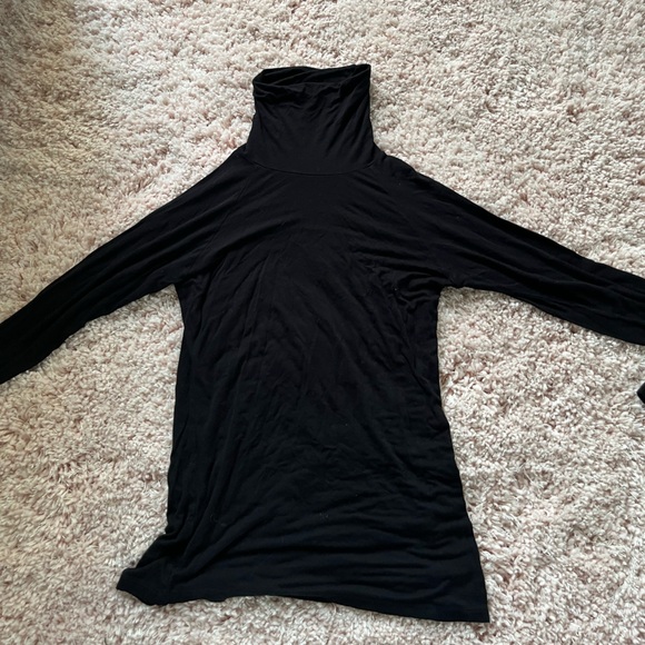 Black Zara turtle neck - Picture 1 of 2